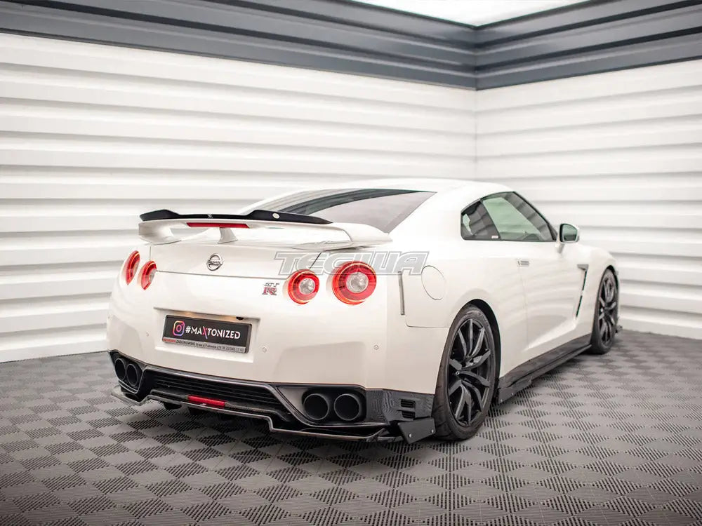 Maxton Design Central Rear Splitter + Flaps Nissan GTR R35 Facelift