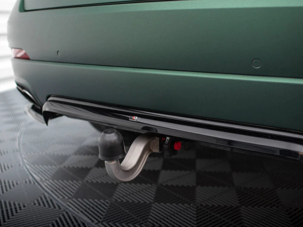 Maxton Design Central Rear Splitter Vertical Bars Maserati Levante Mk1