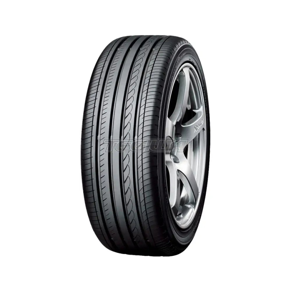 Yokohama Advan Decibel V551 Tyre