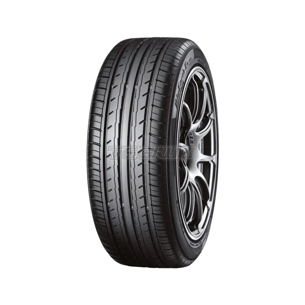 Yokohama BluEarth ES32 Tyre
