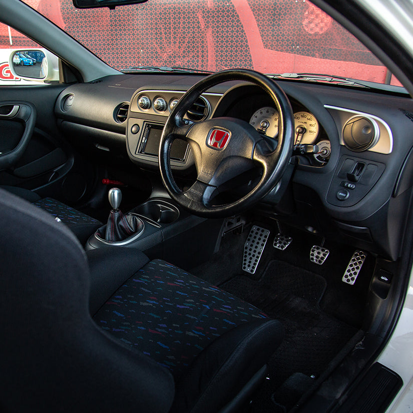 SOLD - 2002 Honda Integra Type R DC5 - RECARO CONFETTI, CUSCO LSD, FUJITSUBO EXHAUST!
