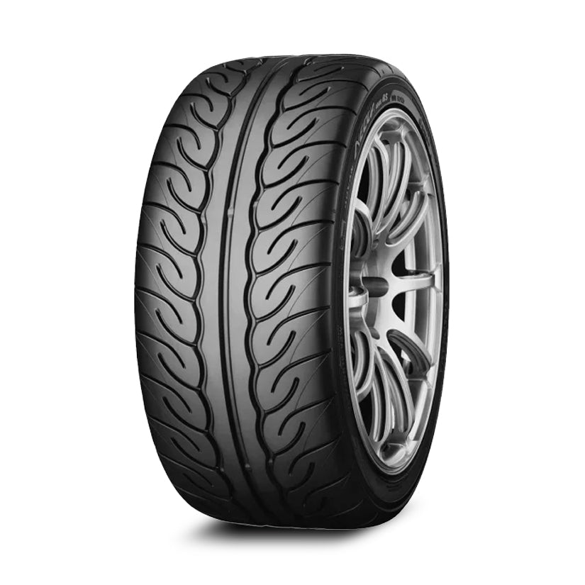 Yokohama Advan Neova AD08RS Semi-Slick Road/Track Tyre
