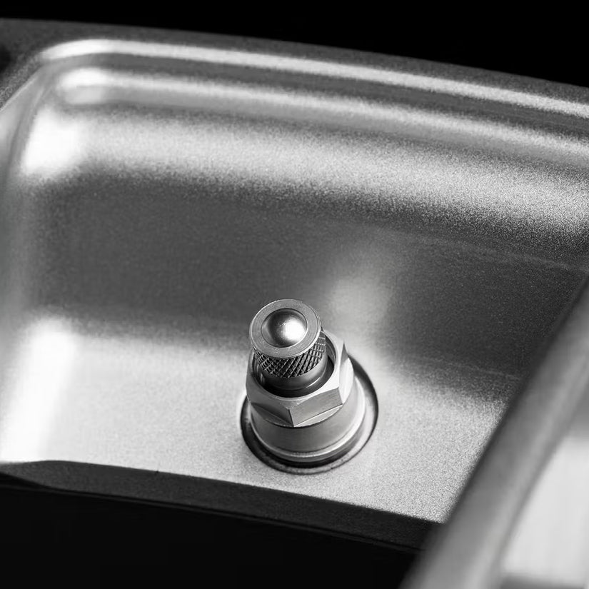 Apex Low Profile Metal Valve Wheel Stems