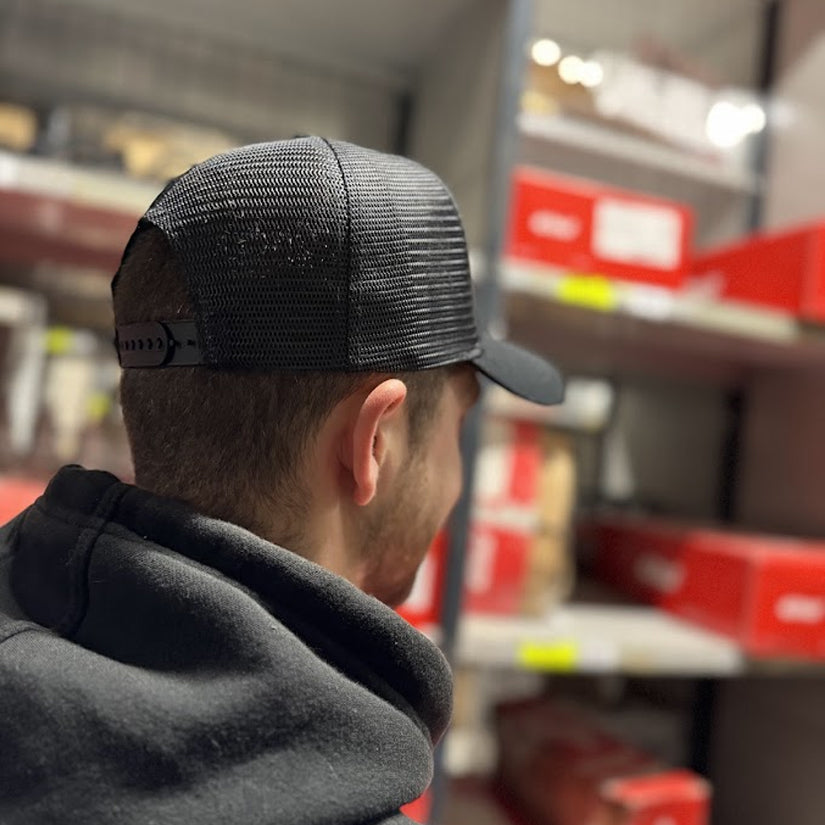 Tegiwa Trucker Script Logo Black Cap