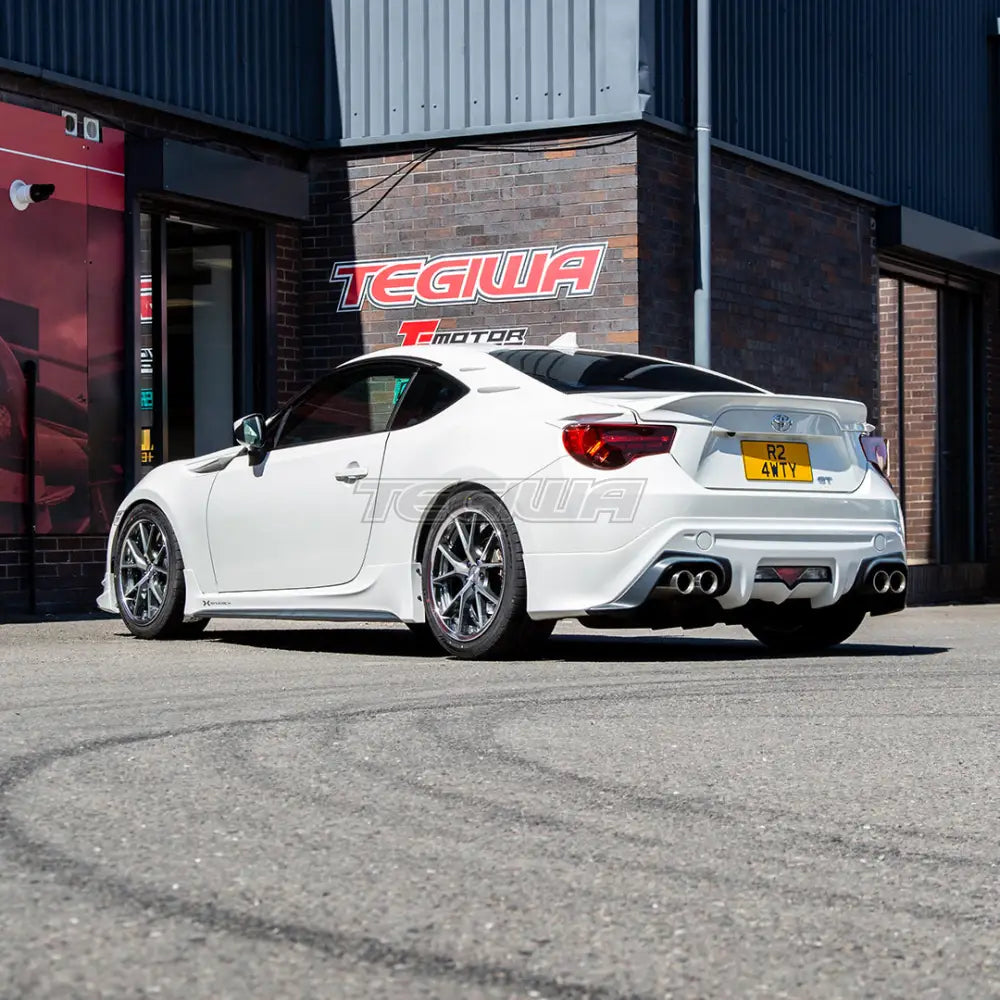 Maverick 905S 2-Piece Alloy Wheel 18x8.5 ET42 5x100 Gunmetal Polished Alloy Wheels