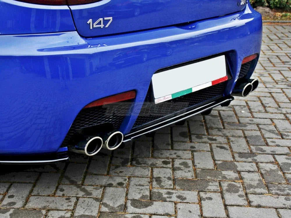 Maxton Design Central Rear Splitter Alfa Romeo 147 GTA With Vertical Bars