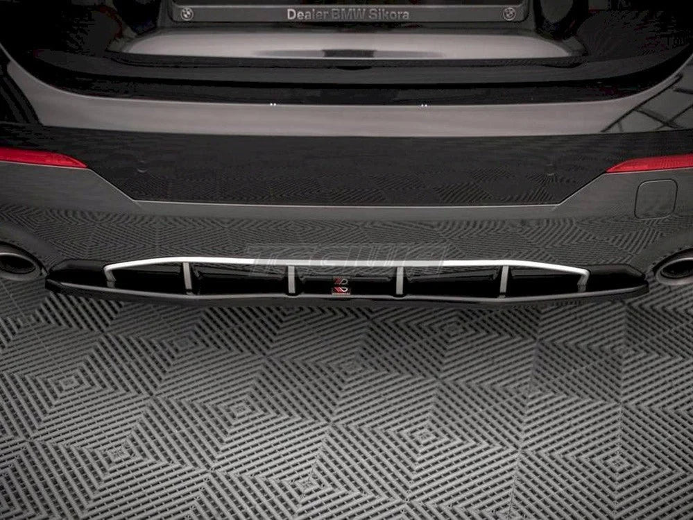 Maxton Design Central Rear Splitter BMW 4-Series M-pack G22 2020-