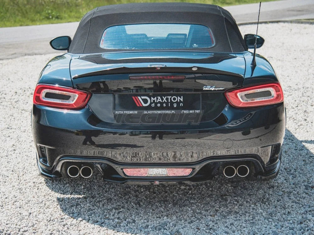 Maxton Design Central Rear Splitter Fiat 124 Spider Abarth 2017 -