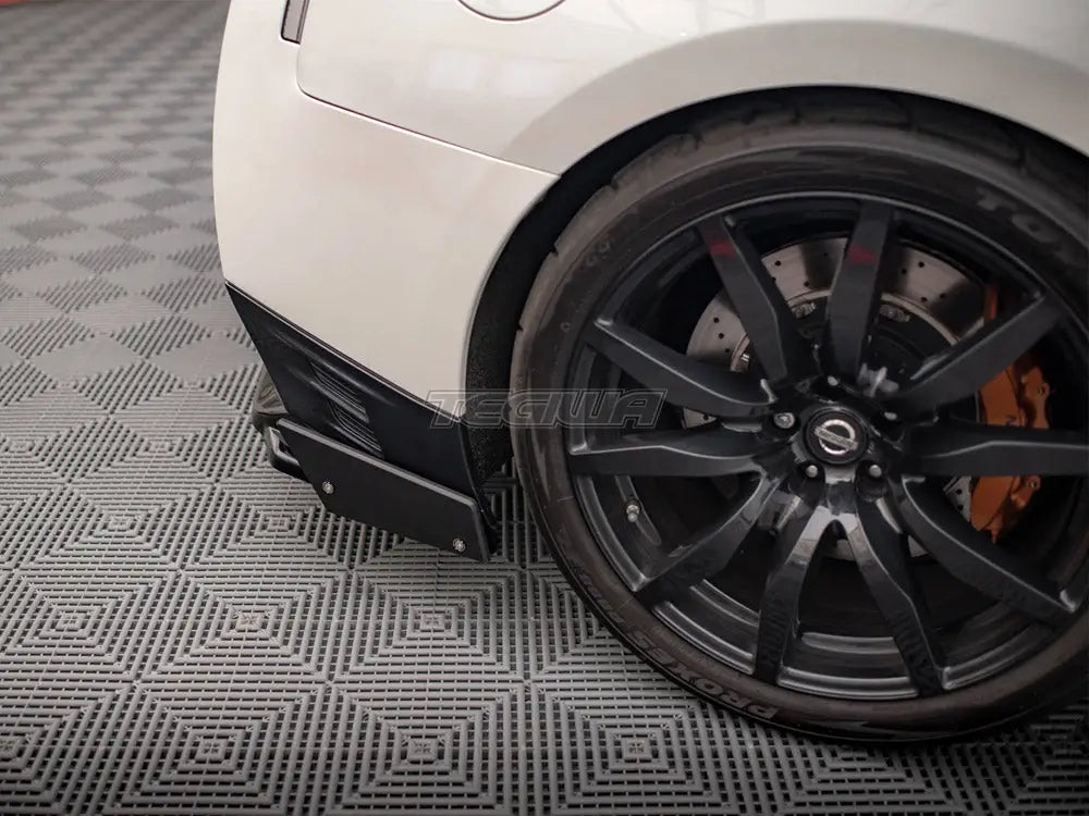 Maxton Design Central Rear Splitter + Flaps Nissan GTR R35 Facelift
