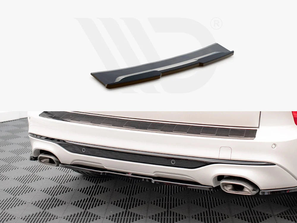 Maxton Design Central Rear Splitter Ford Kuga ST-Line MK3 2019-