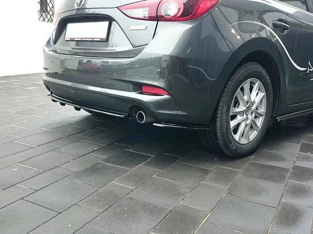 Maxton Design Central Rear Splitter Mazda 3 MK3 Facelift 2017-UP With Vertical Bars