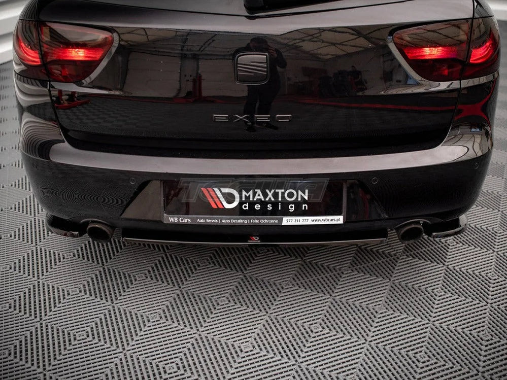 Maxton Design Central Rear Splitter Seat EXEO 09-13