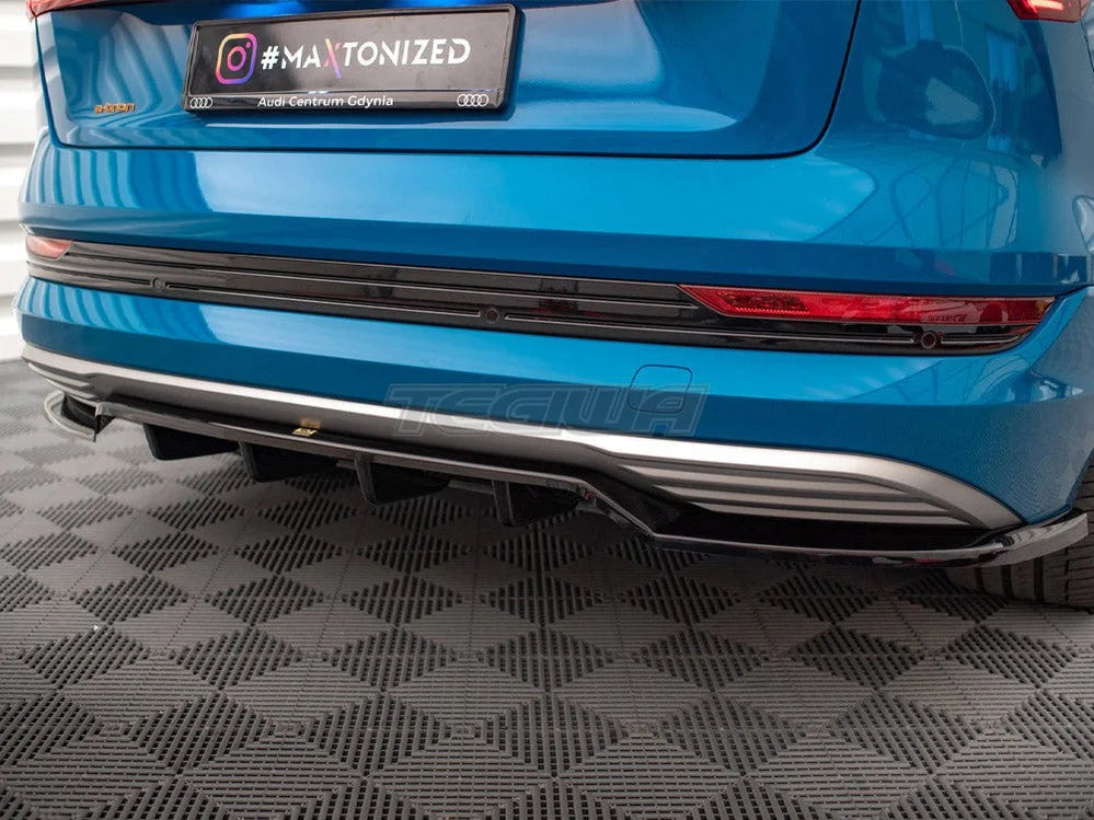 Maxton Design Central Rear Splitter Vertical Bars Audi e-Tron