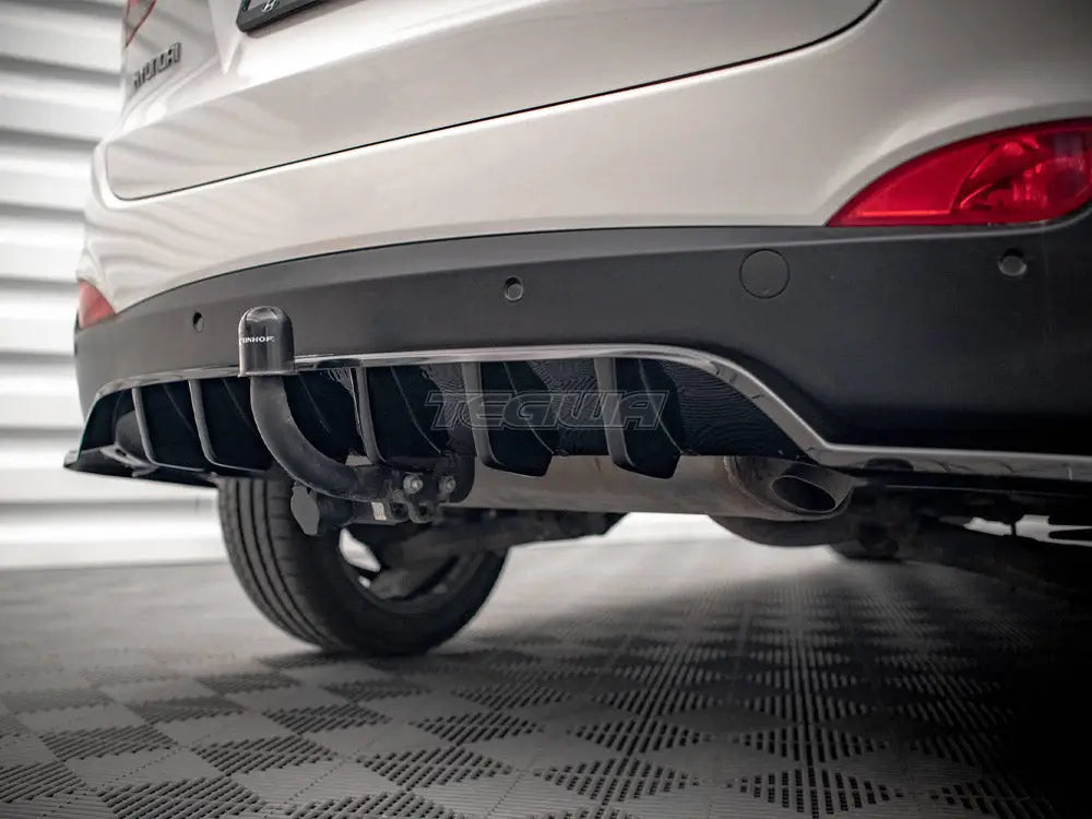 Maxton Design Central Rear Splitter Vertical Bars Hyundai ix35 Mk1