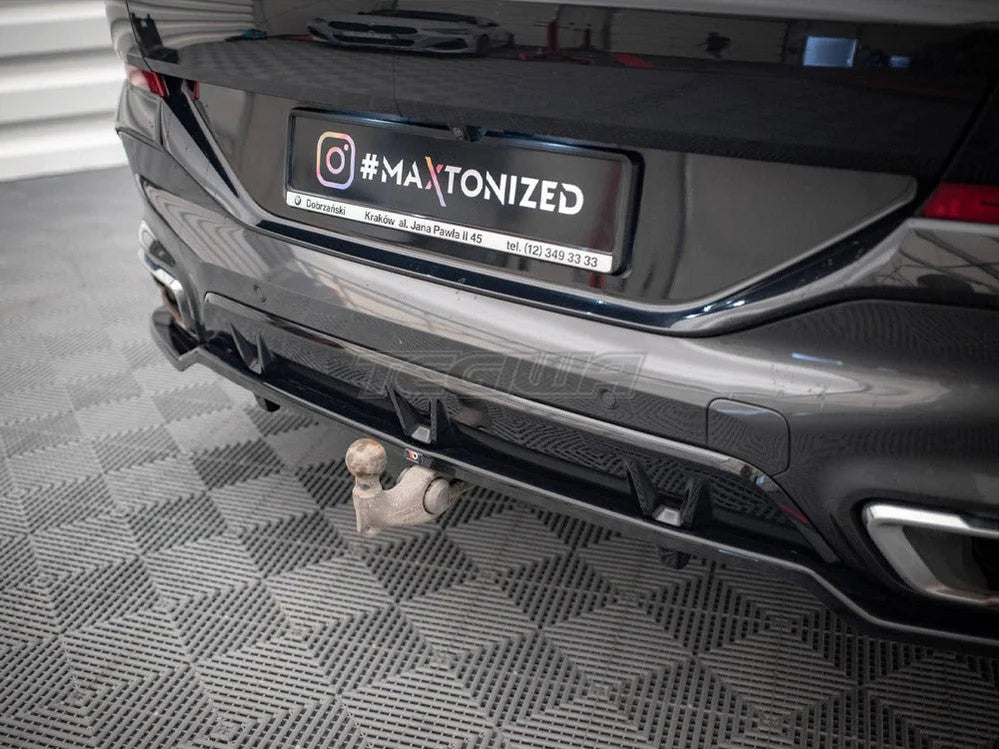 Maxton Design Central Rear Splitter Vertical Bars V.3 BMW X6 M-Pack G06