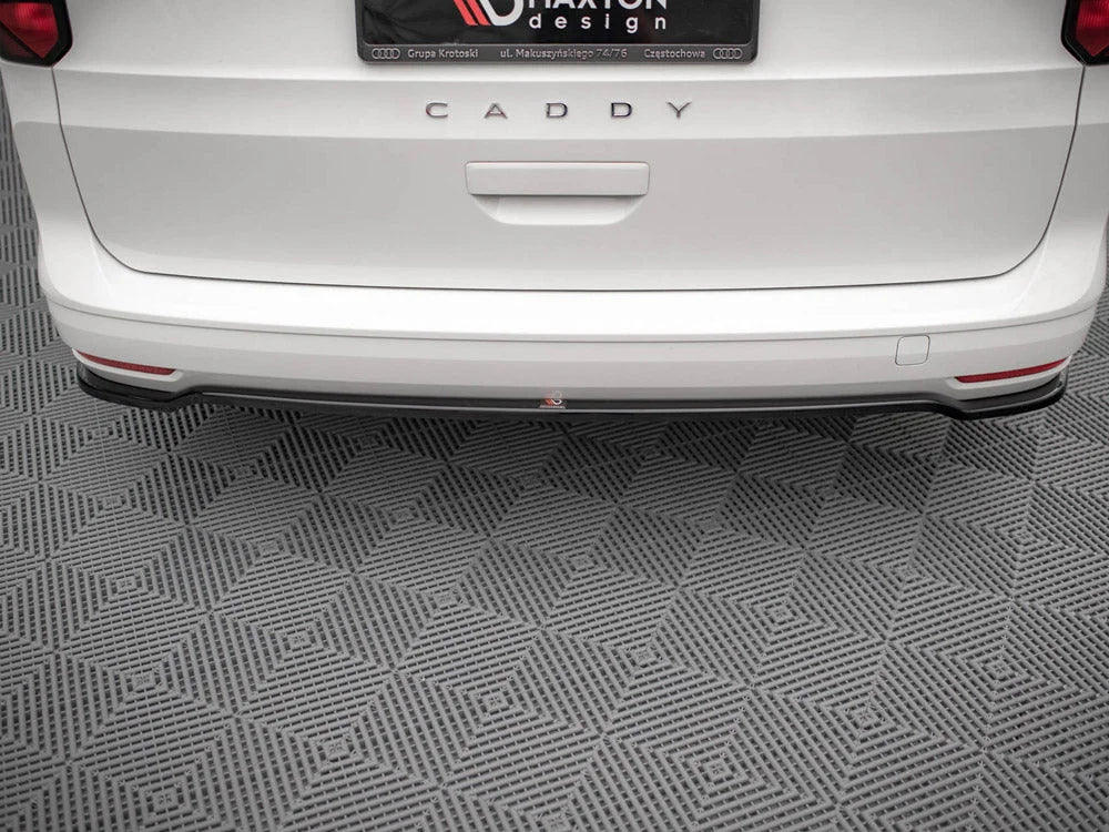 Maxton Design Central Rear Splitter Volkswagen Caddy MK5 2020-