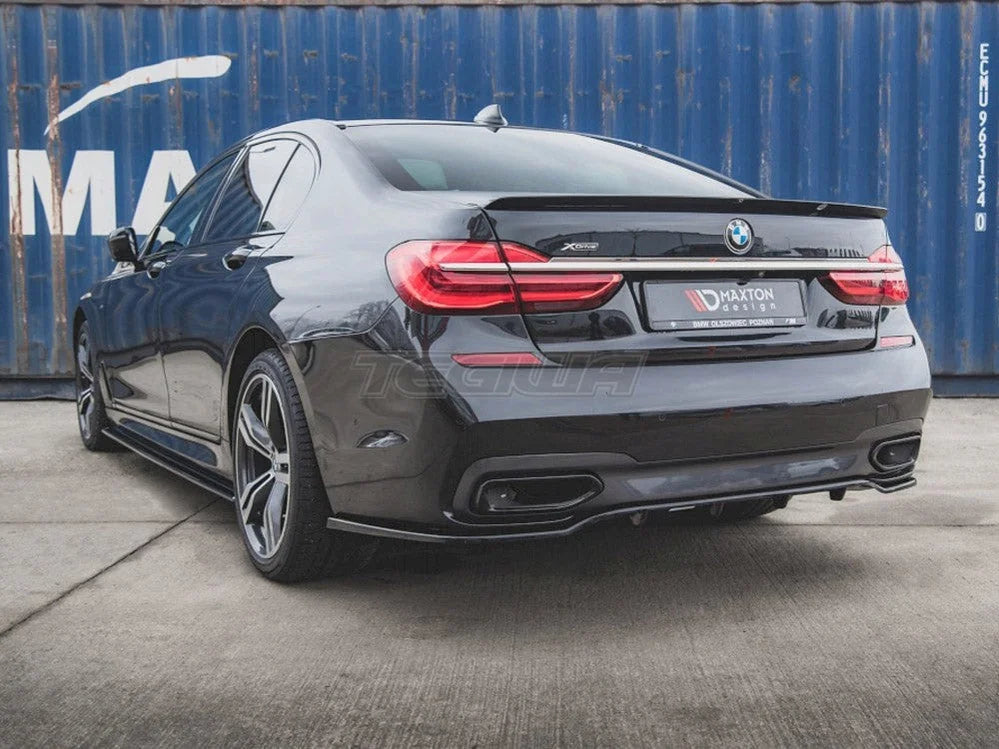 Maxton Design Central Rear Splitter W Vertical Bars BMW 7-Series M-pack G11 15-18