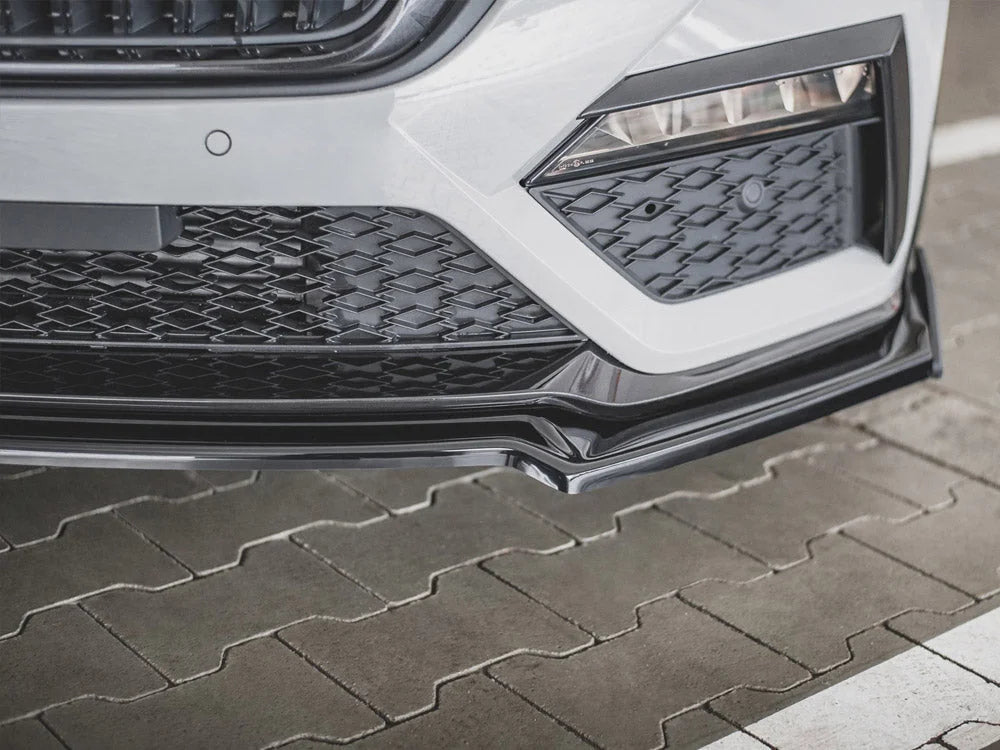 Maxton Design Front Splitter +flaps V2 Skoda Octavia RS MK4 2020-