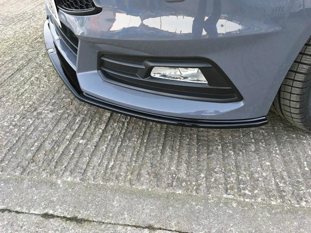 Maxton Design Front Splitter V.2 Focus ST MK3 Facelift Model