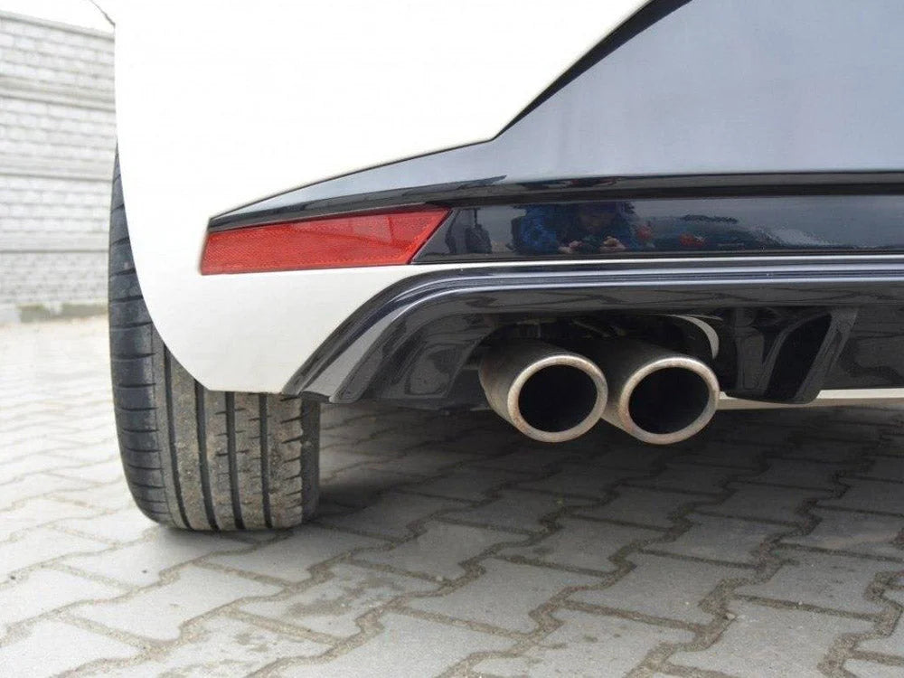 Maxton Design Rear Valance Seat Leon III FR 12-16
