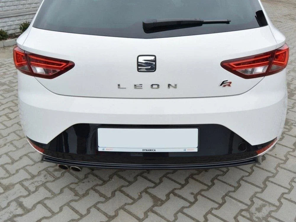 Maxton Design Rear Valance Seat Leon III FR 12-16