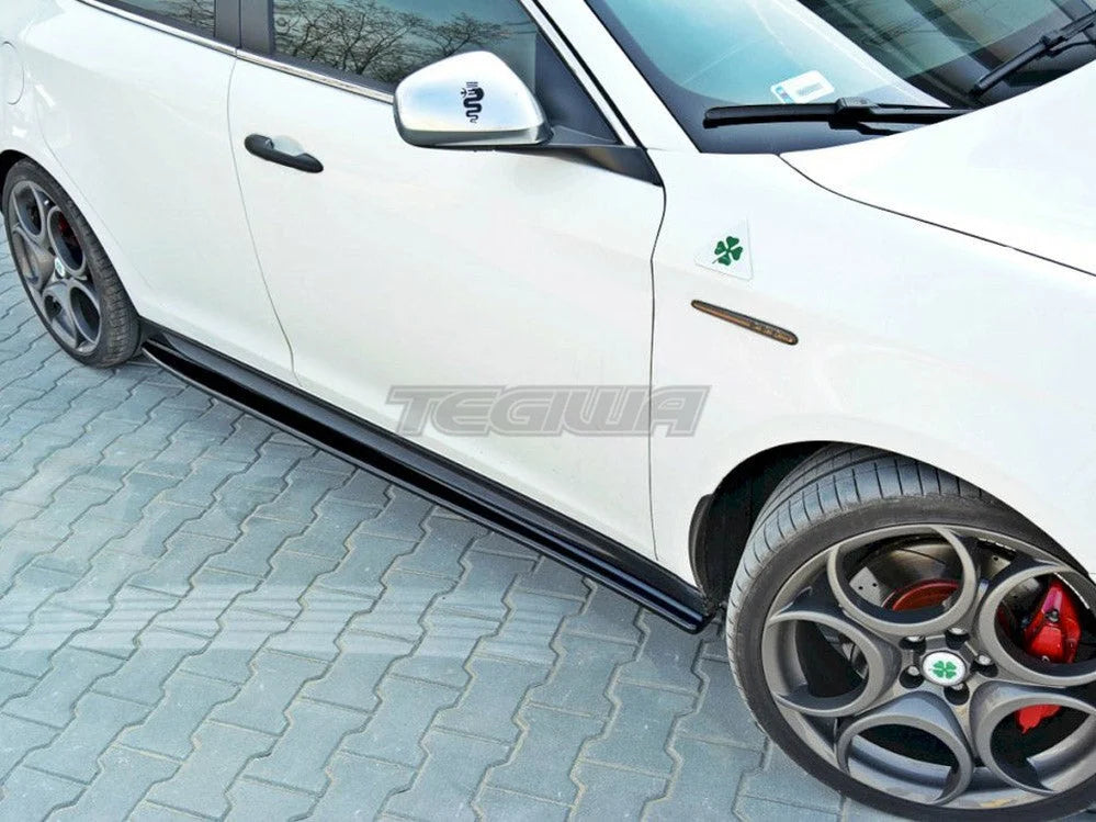 Maxton Design Side Skirts Diffusers Alfa Romeo Giulietta 2010-15