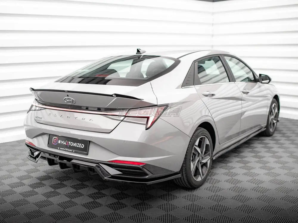 Maxton Design Spoiler CAP Hyundai Elantra Mk7