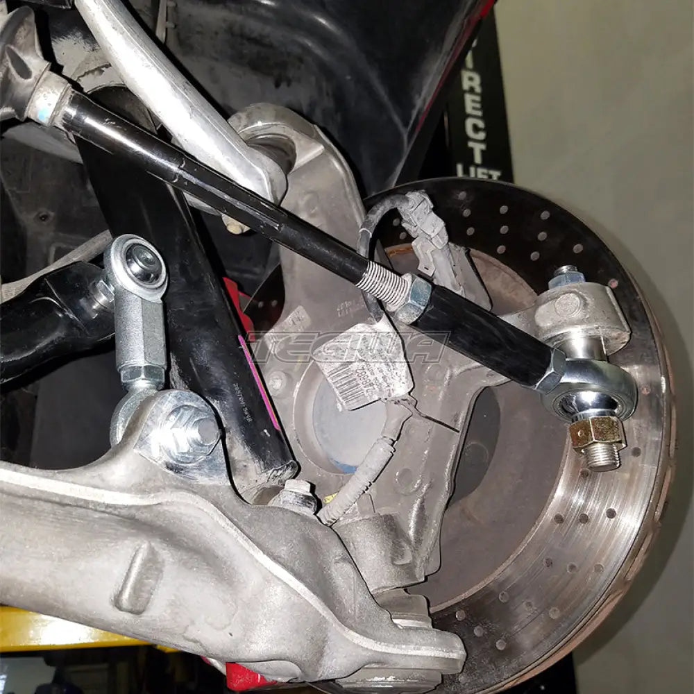 SPL Front Outer Tie Rod Ends Corvette C5/C6
